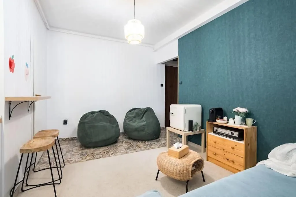 Downtown Urban Spot Jacuzzi&Cinema Universitate Bucharest Apartment